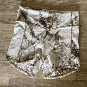 Balance Athleta workout shorts